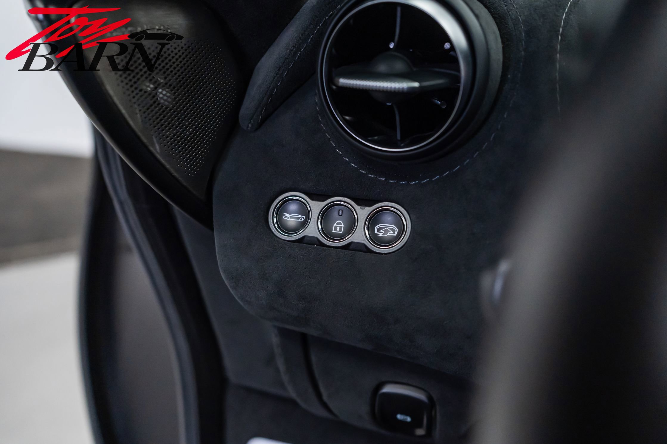 2018 McLaren 720S Performance