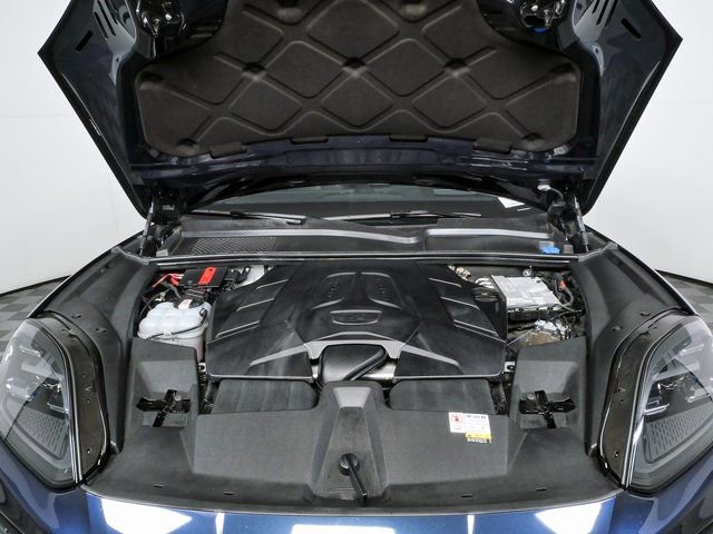 2024 Porsche Cayenne Coupe