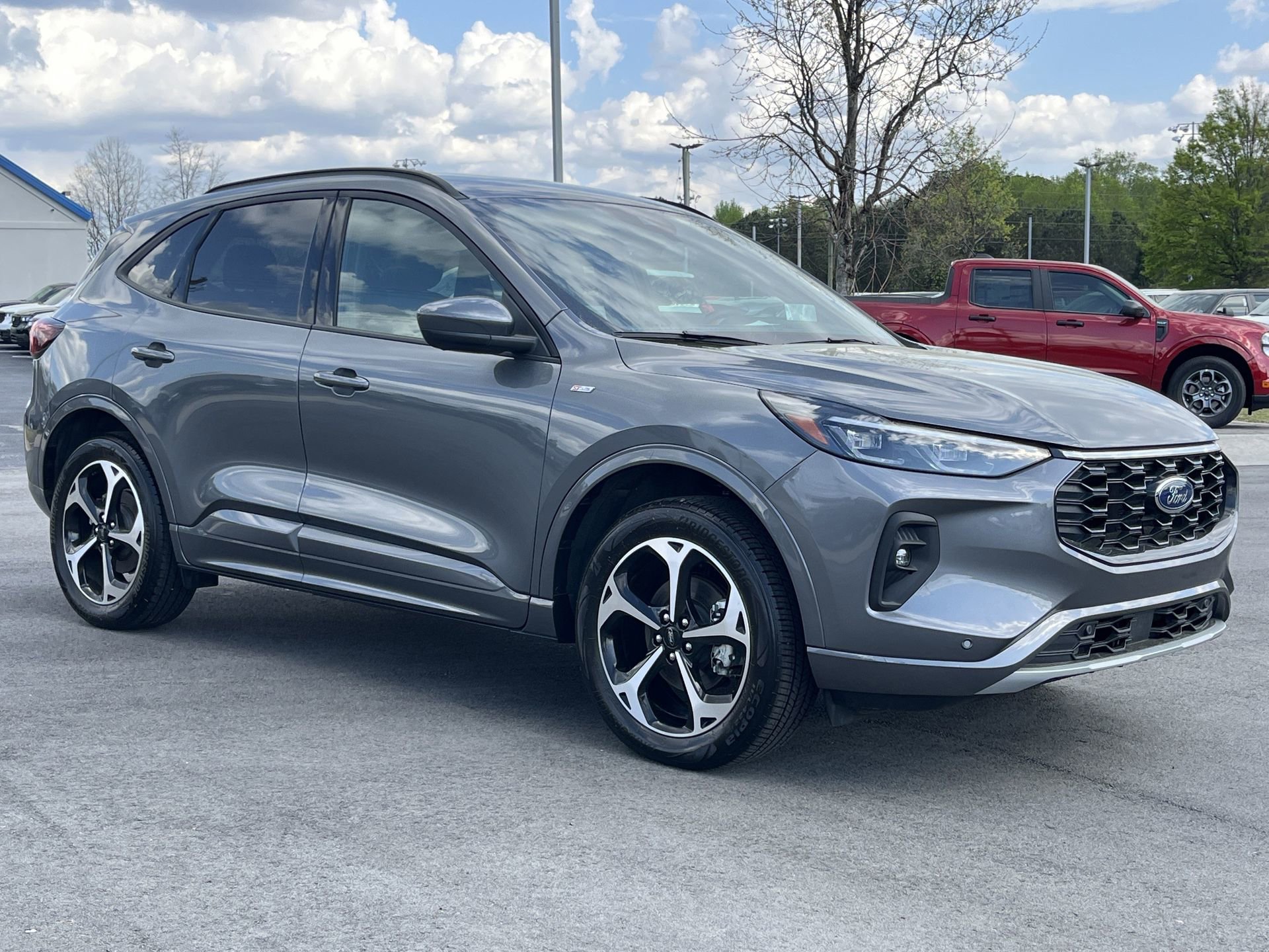 2025 Ford Escape ST-Line Elite