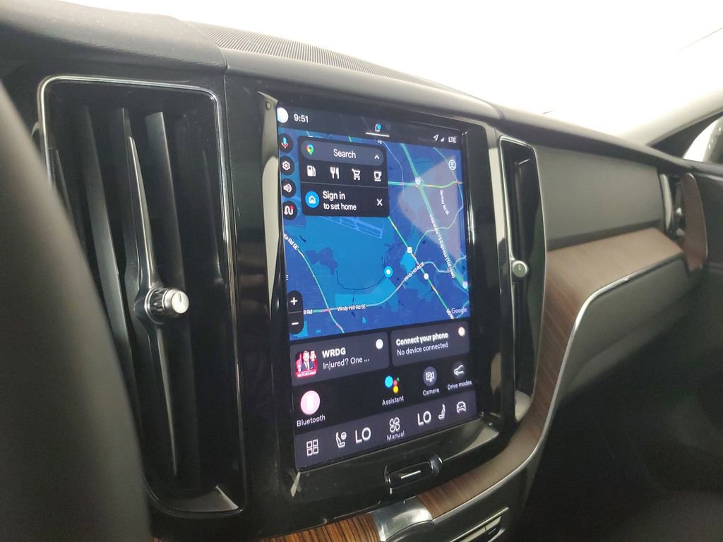 2024 Volvo Xc60 B5 Plus