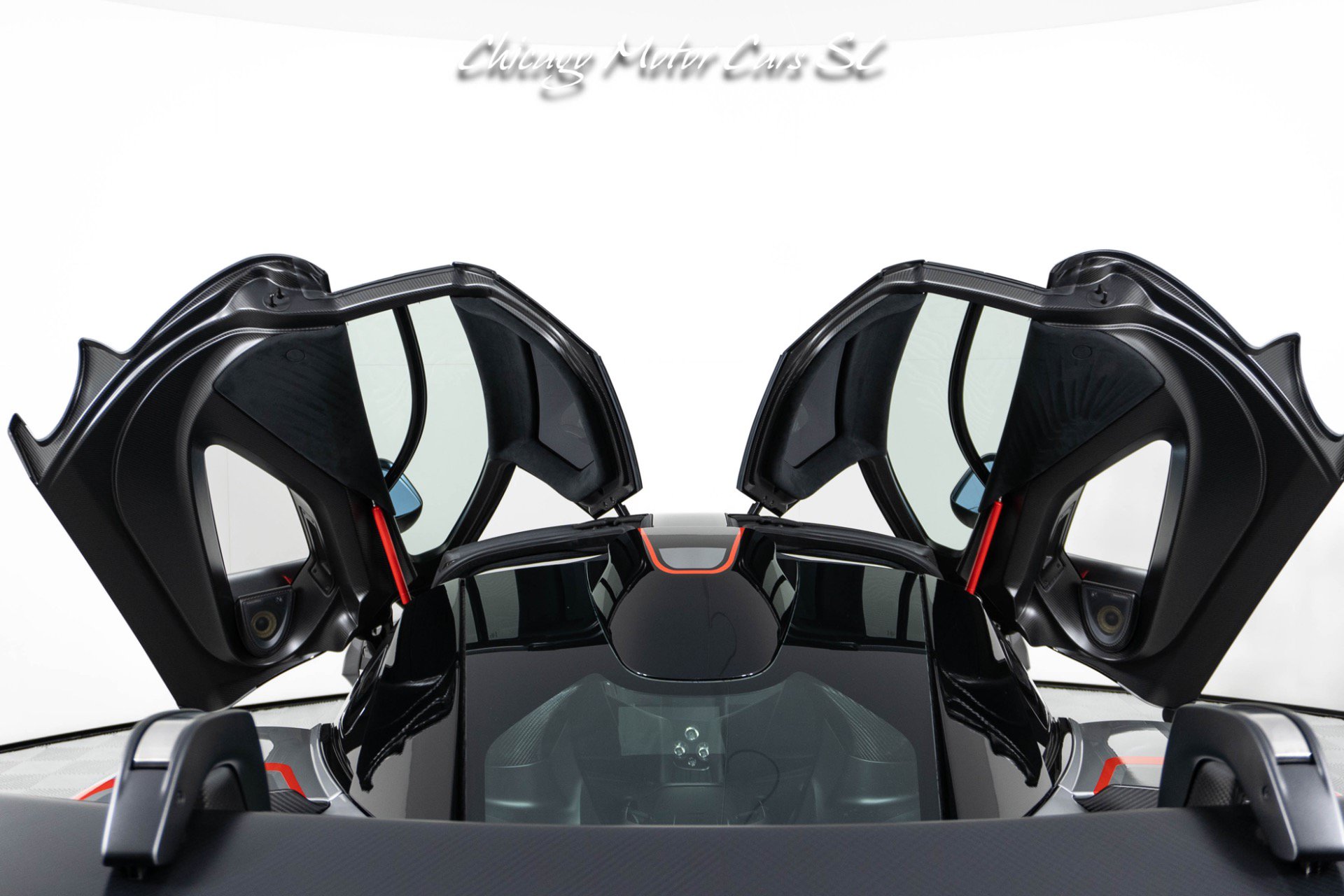 Used 2019 McLaren Senna photo 31