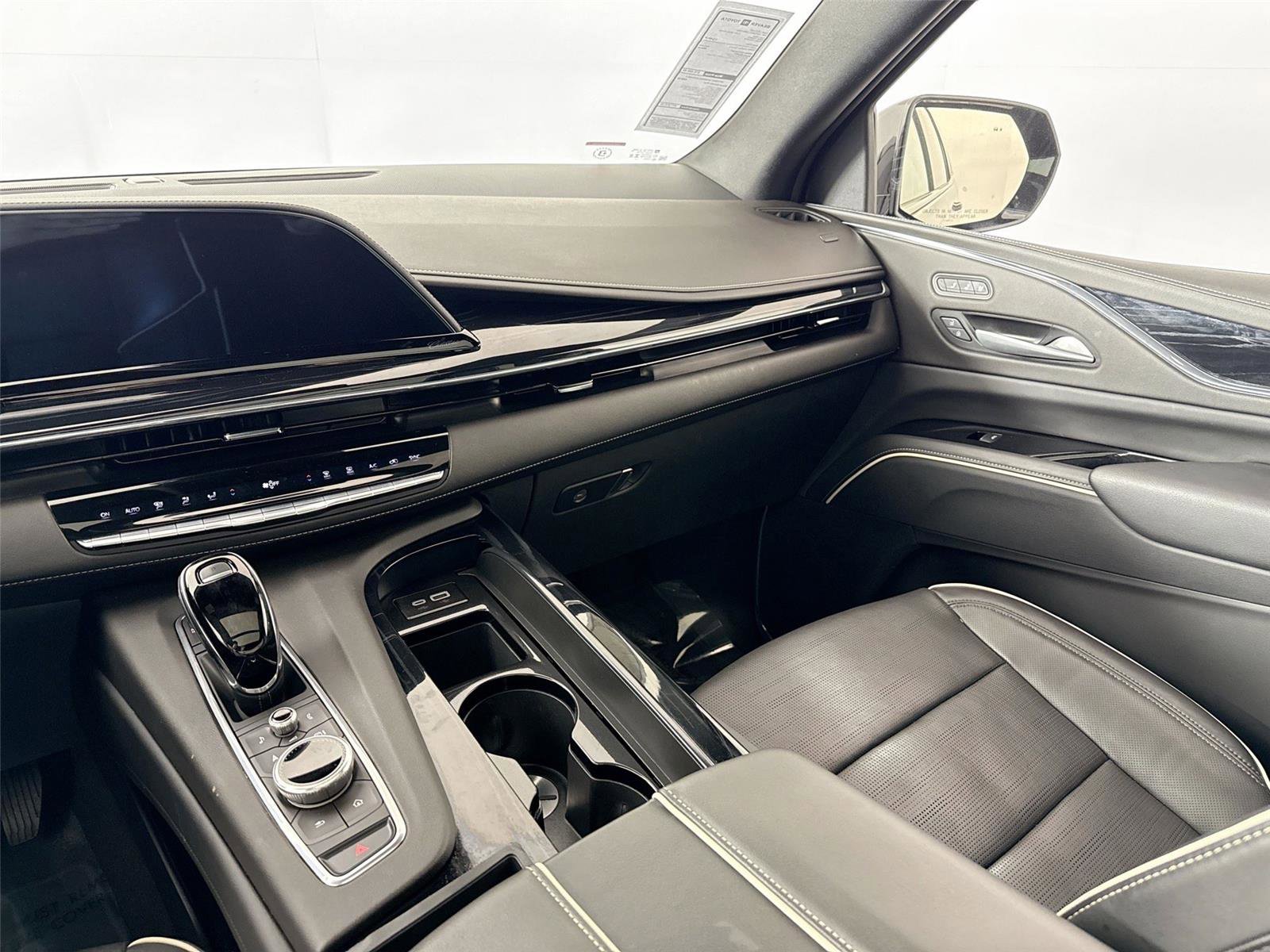 2024 Cadillac Escalade Sport