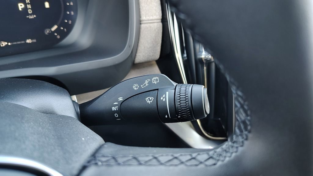 2026 Volvo Xc90 B6 Plus