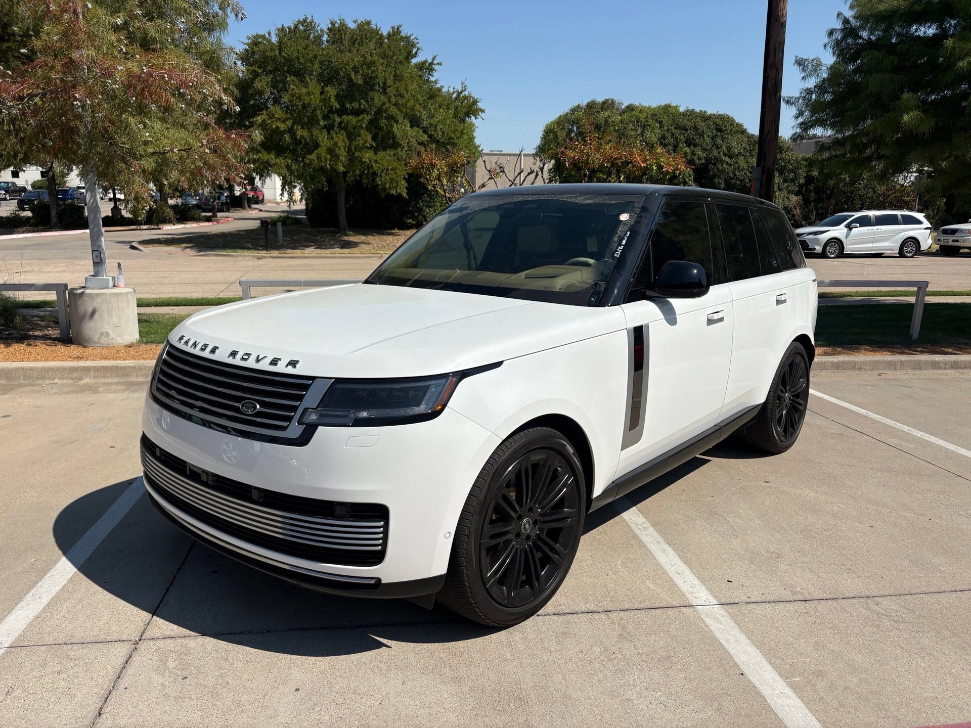Used 2024 Land Rover Range Rover SV