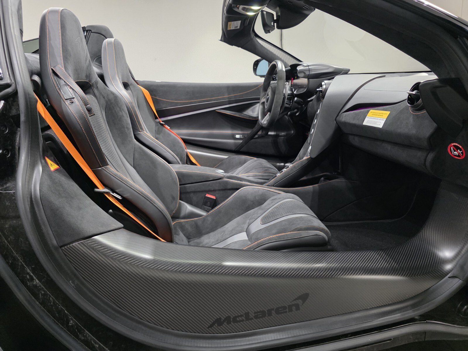 Used 2025 McLaren 750S Spider photo 26
