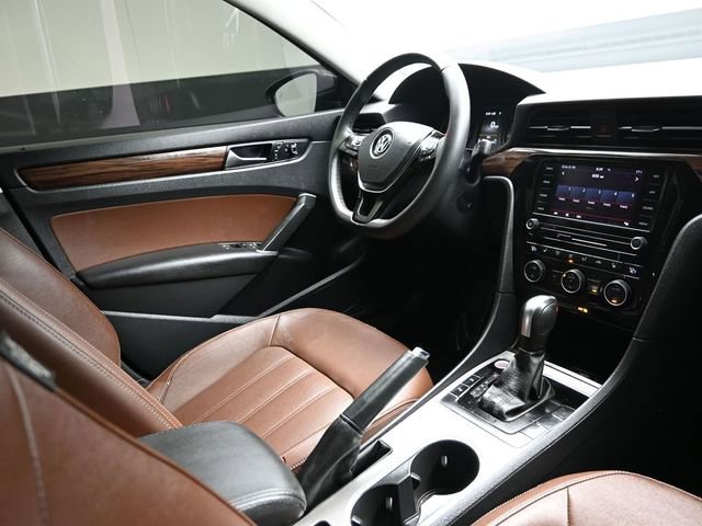 2022 Volkswagen Passat 2.0T