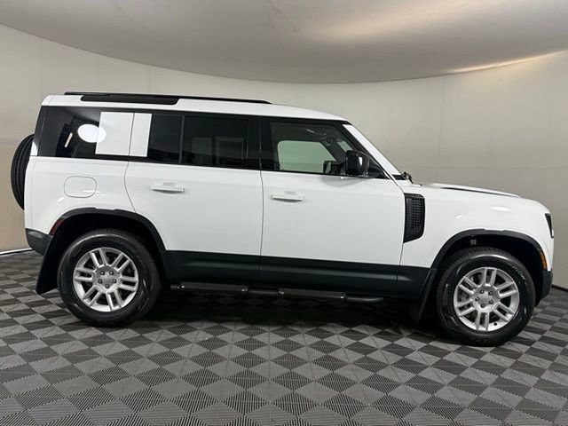 2025 Land Rover Defender 110 S