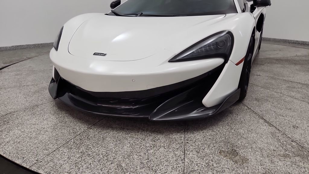 Used 2019 McLaren 600LT photo 10