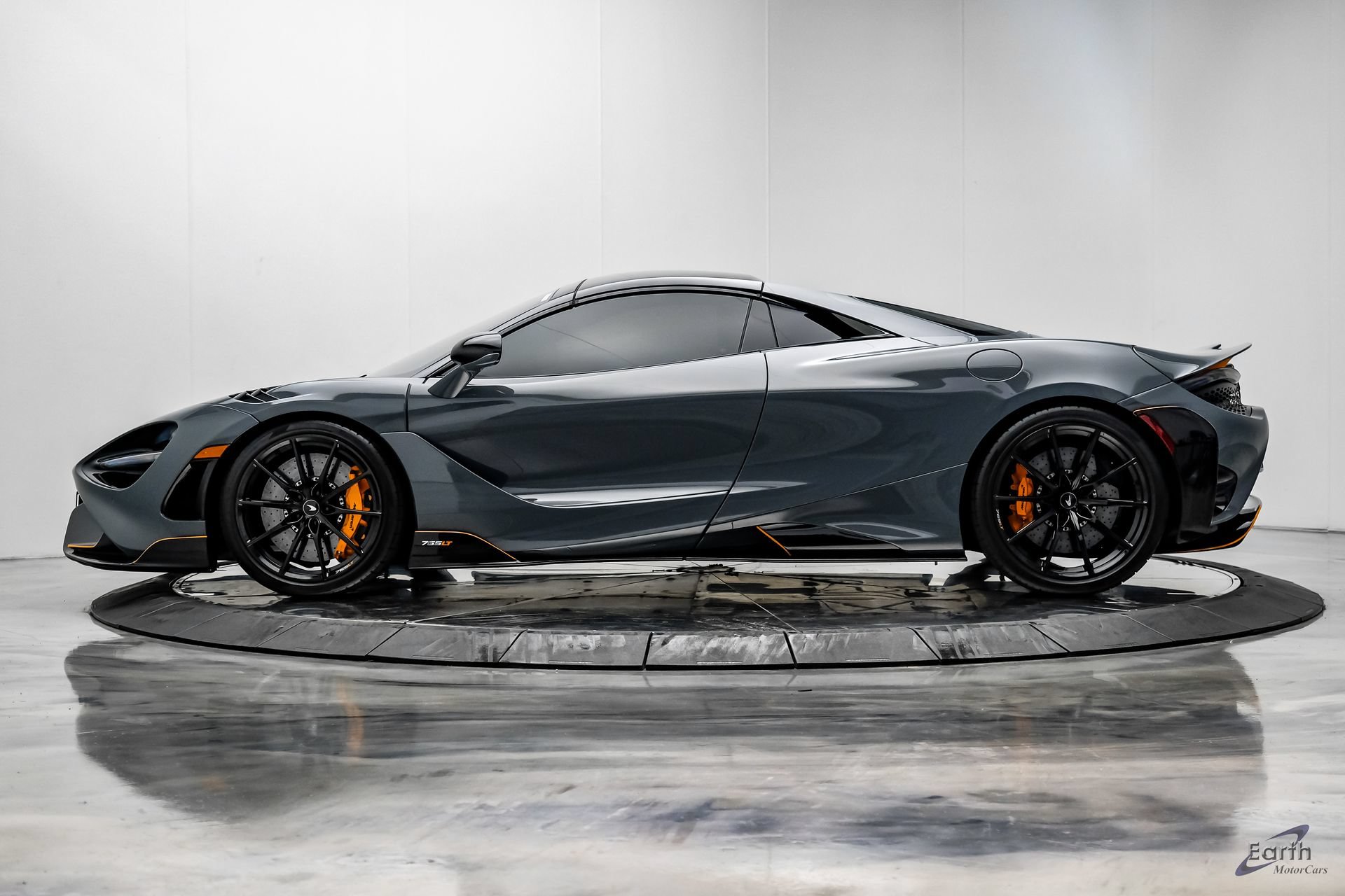 Used 2022 McLaren 765LT photo 10