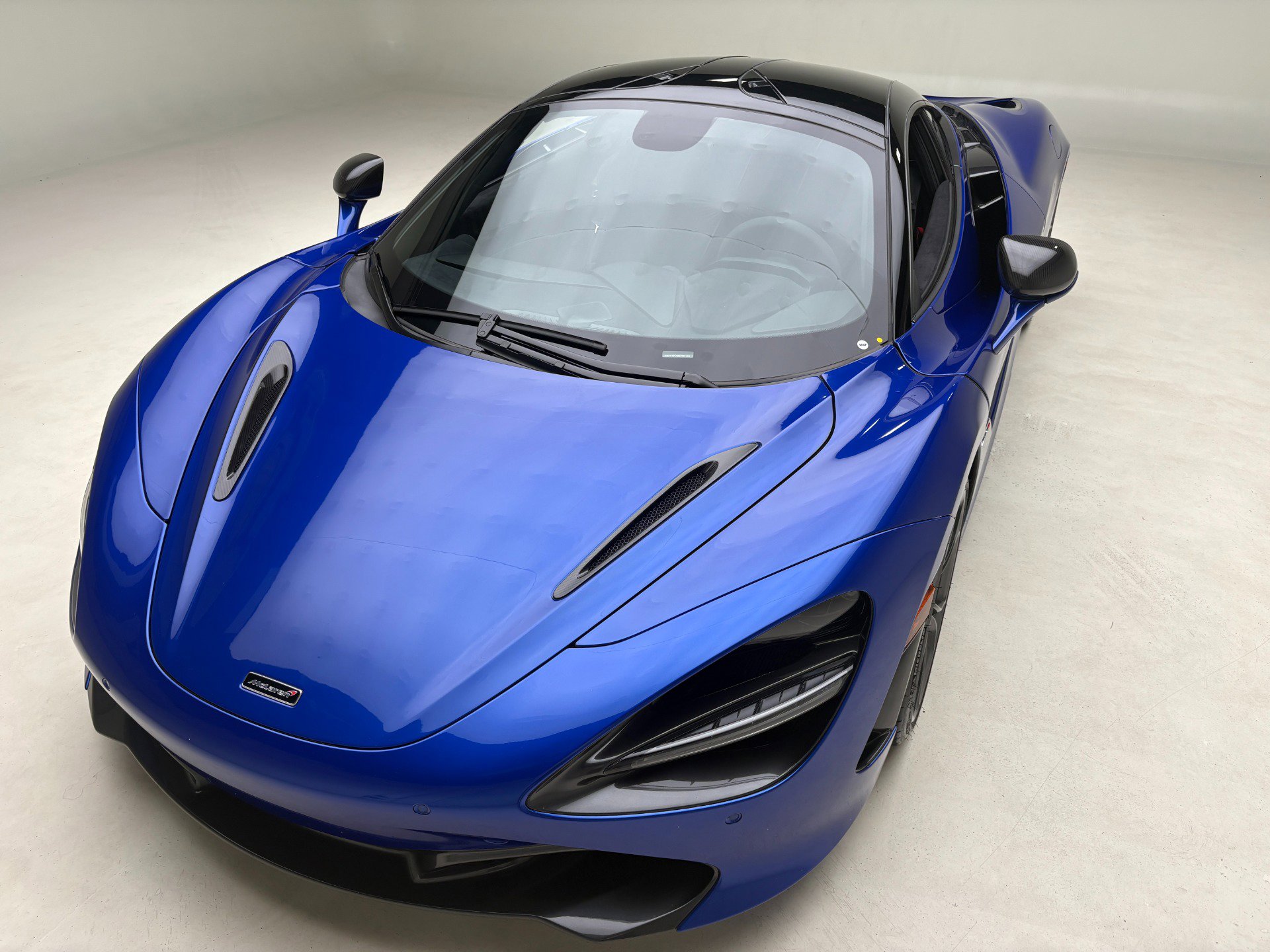 Used 2018 McLaren 720S Performance photo 10