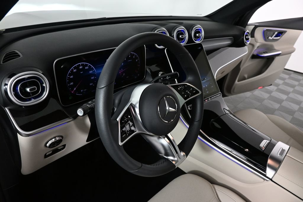 2026 Mercedes-Benz GLC 300