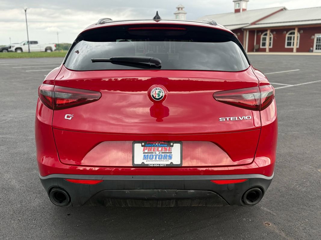 2022 Alfa Romeo Stelvio Sprint