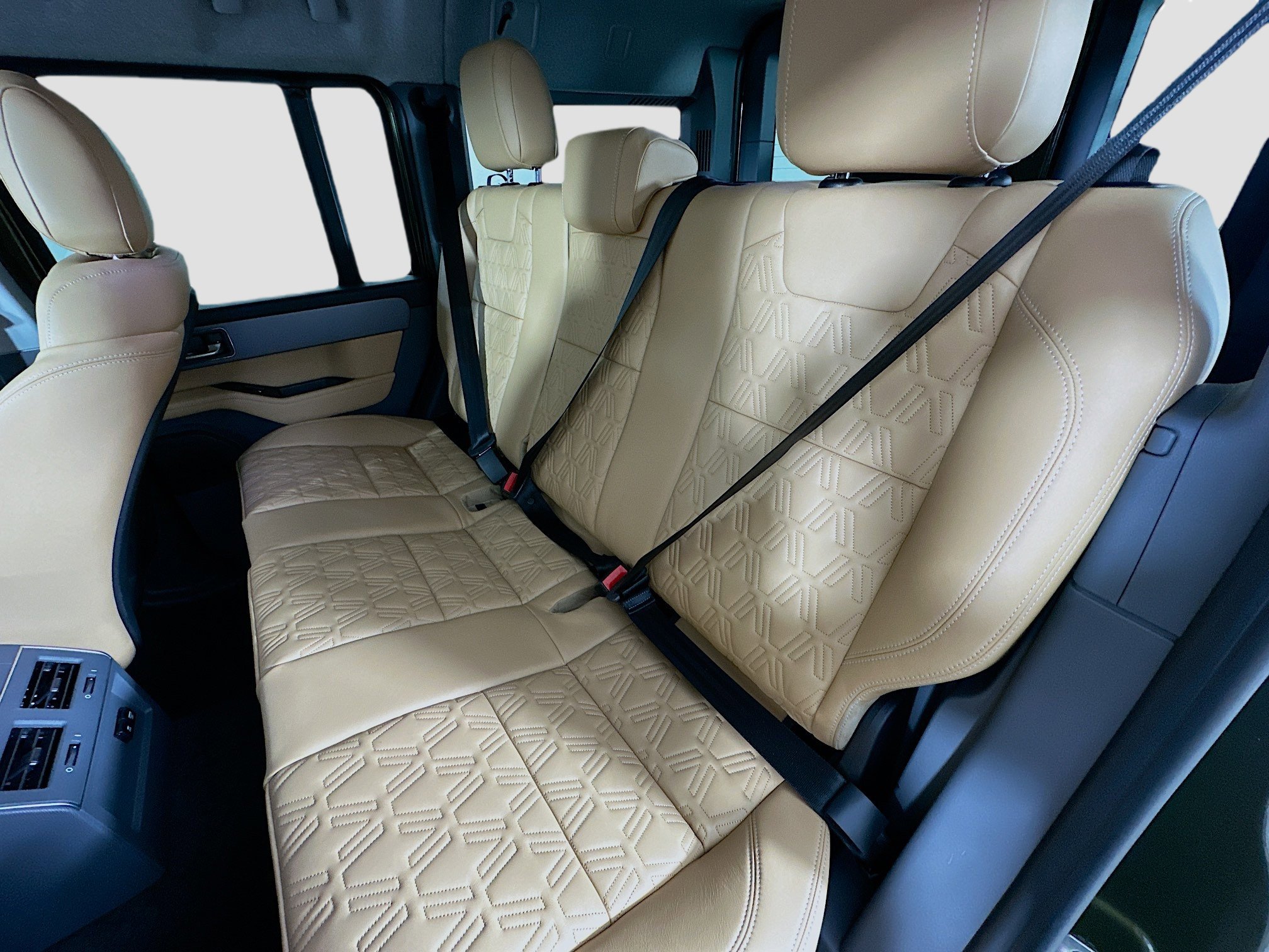 2025 INEOS Grenadier