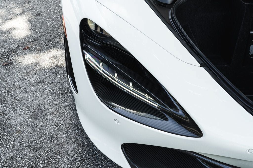 Used 2018 McLaren 720S Performance photo 28