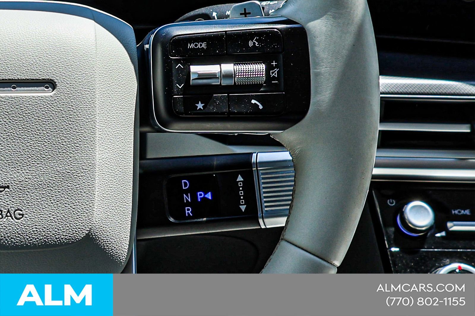 2025 Hyundai Santa Fe SE