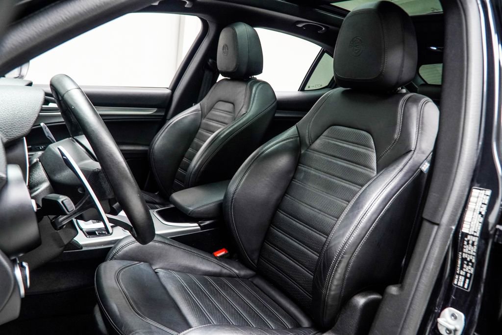 2023 Alfa Romeo Stelvio Veloce