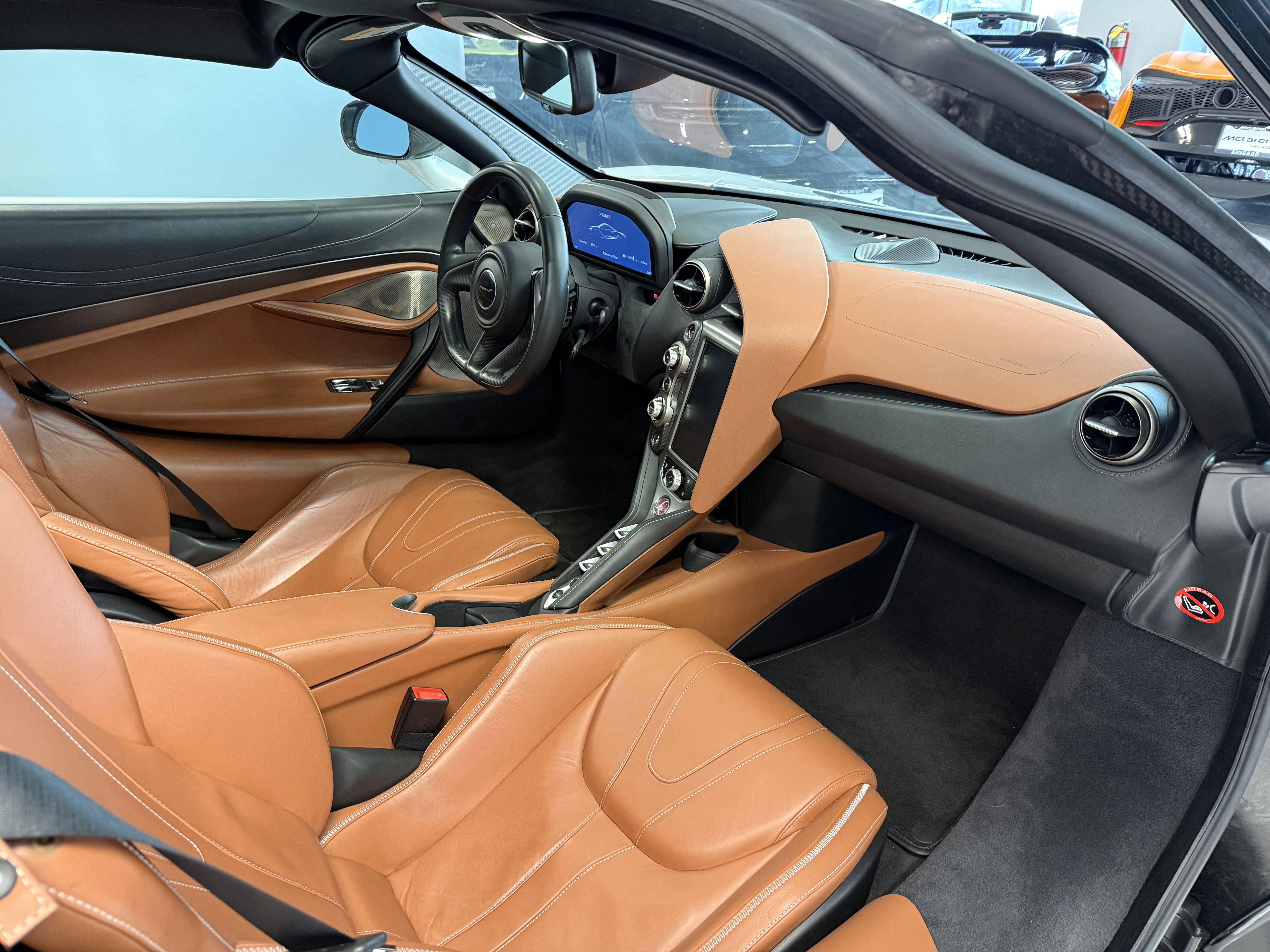 Used 2018 McLaren 720S photo 15
