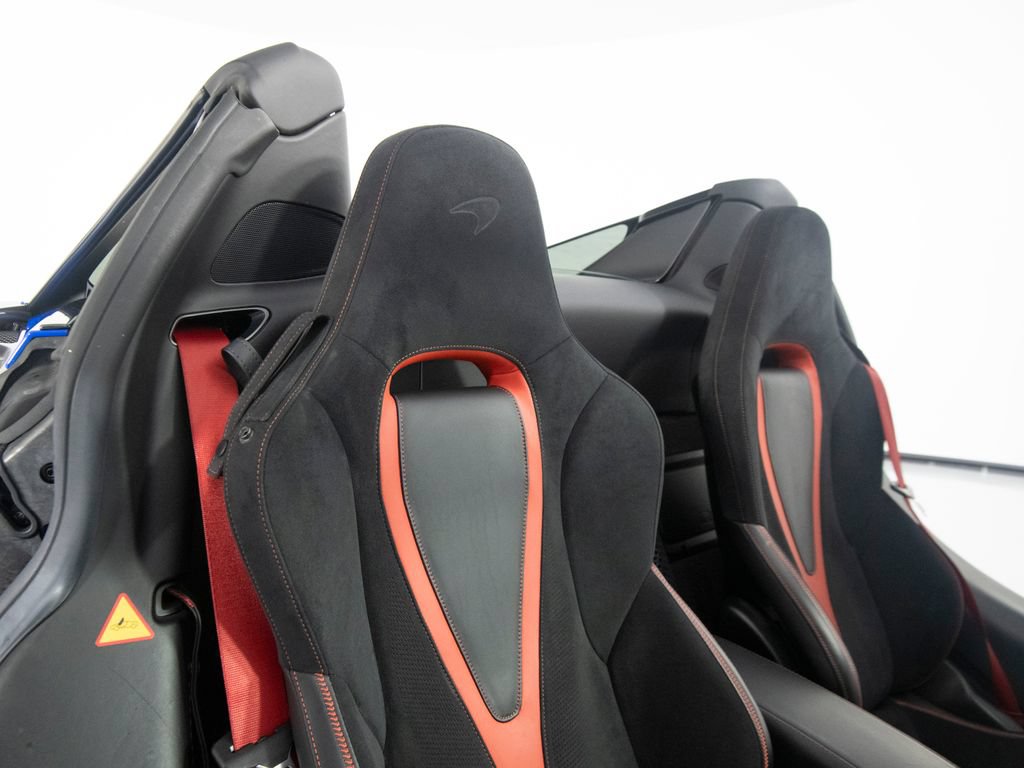 Used 2020 McLaren 720S Spider photo 32