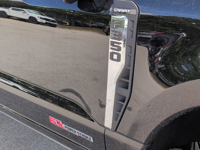 2026 Ford F350 Lariat