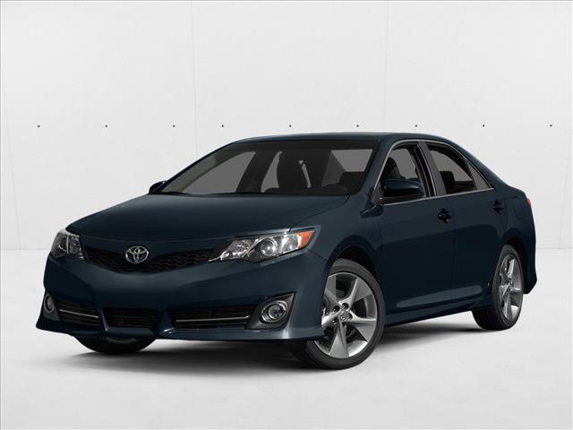 Used 2014 Toyota Camry SE