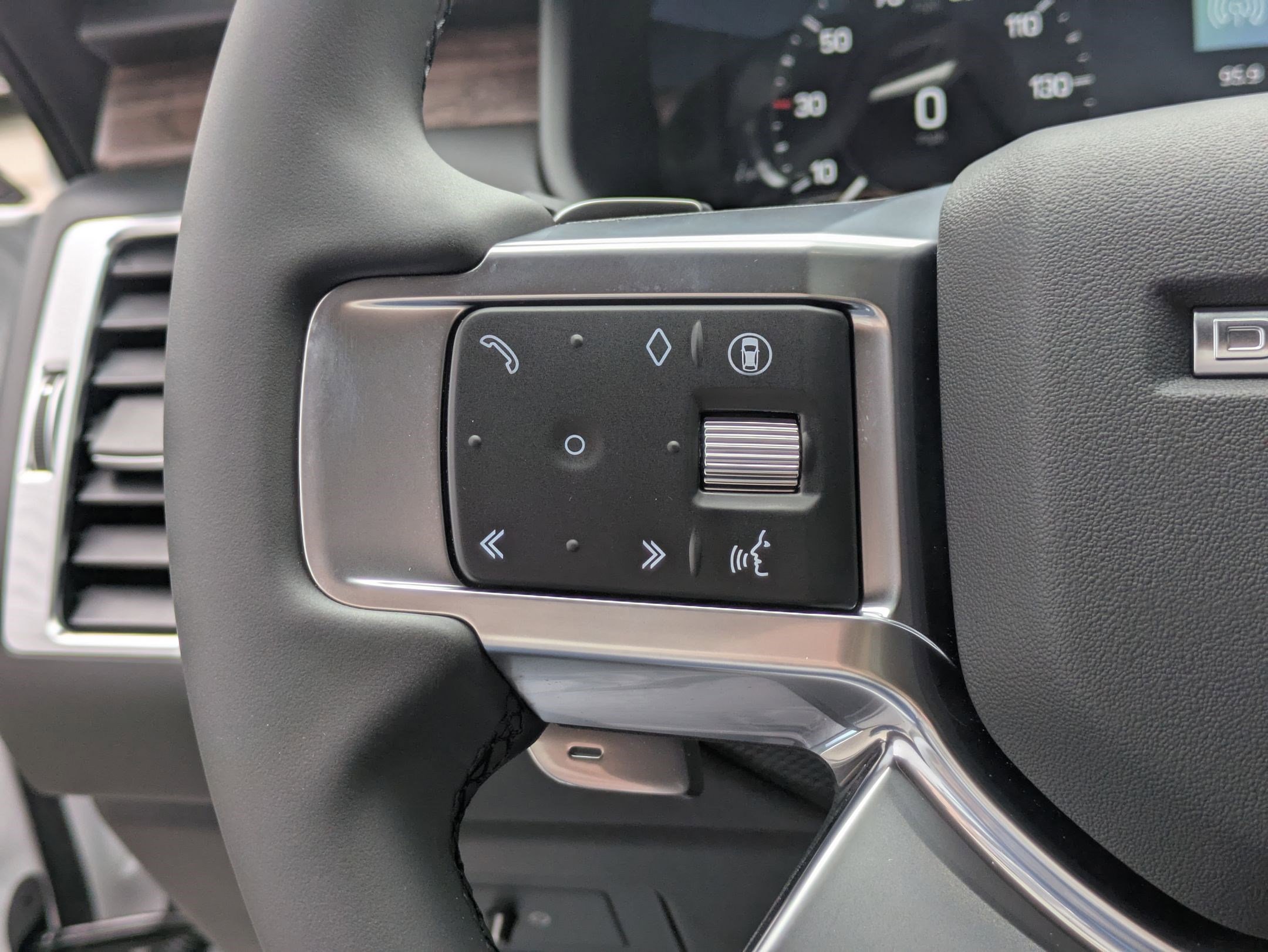 2026 Land Rover Discovery Dynamic SE