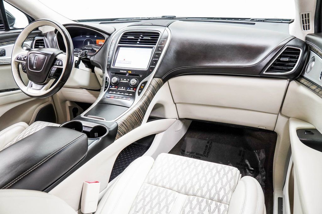 2019 Lincoln Nautilus Black Label