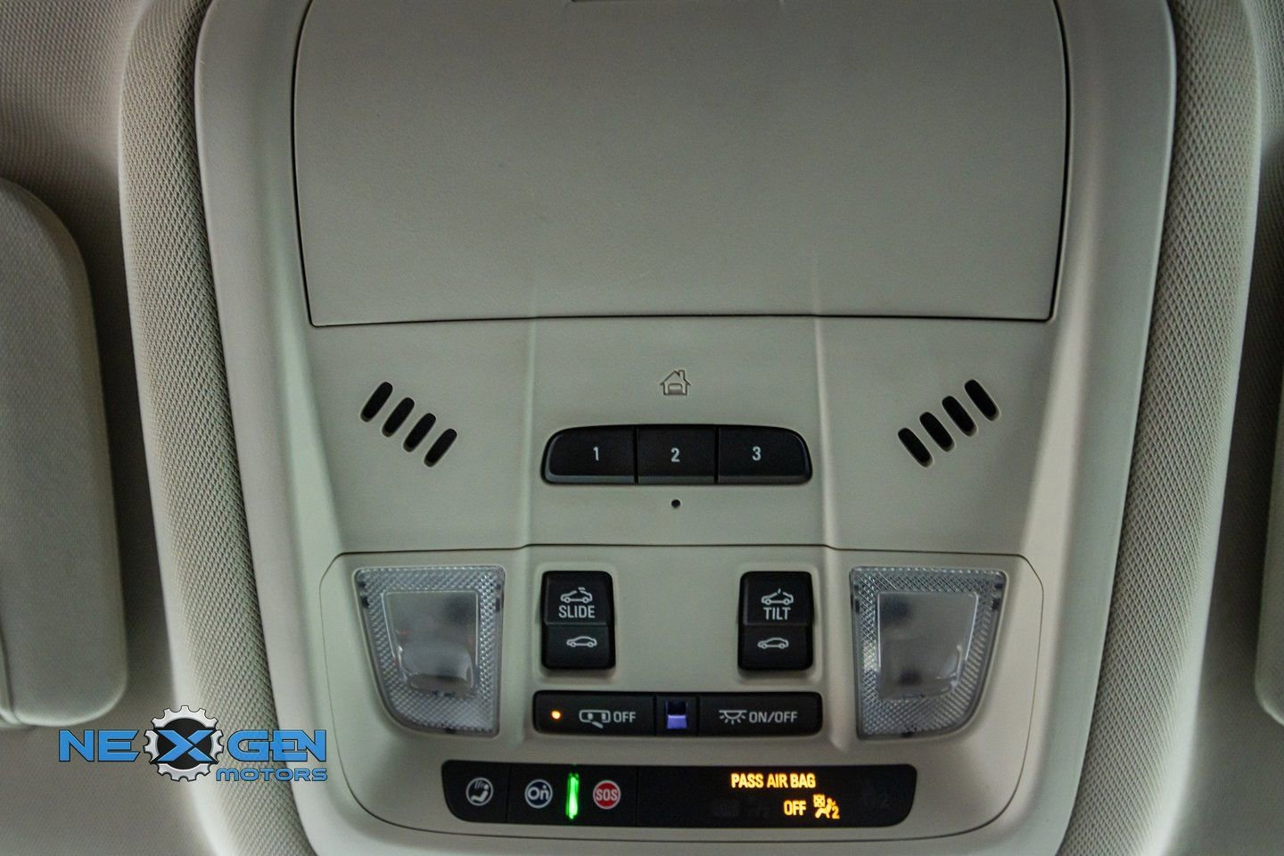 2021 GMC Acadia Denali