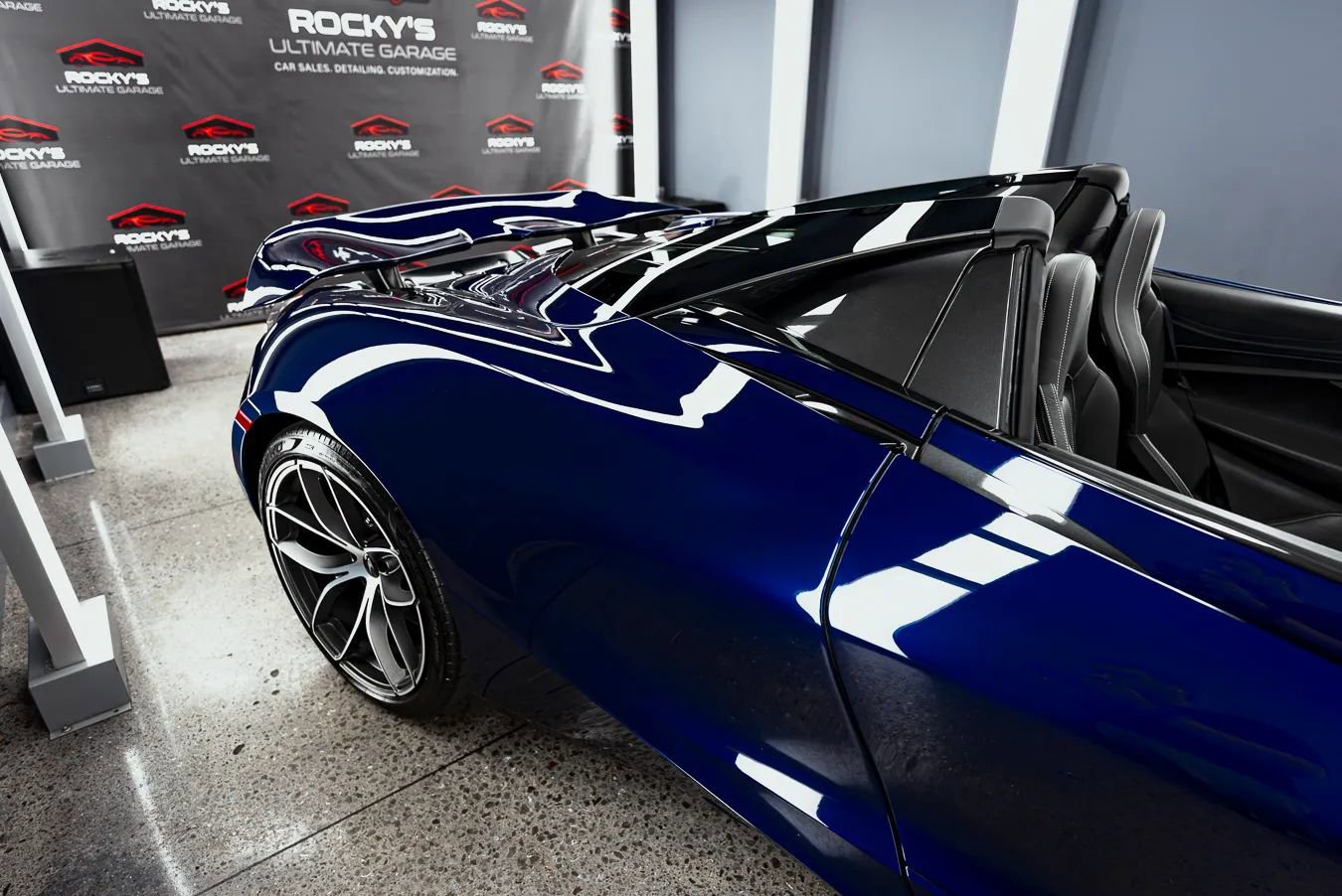 Used 2020 McLaren 720S Spider photo 7