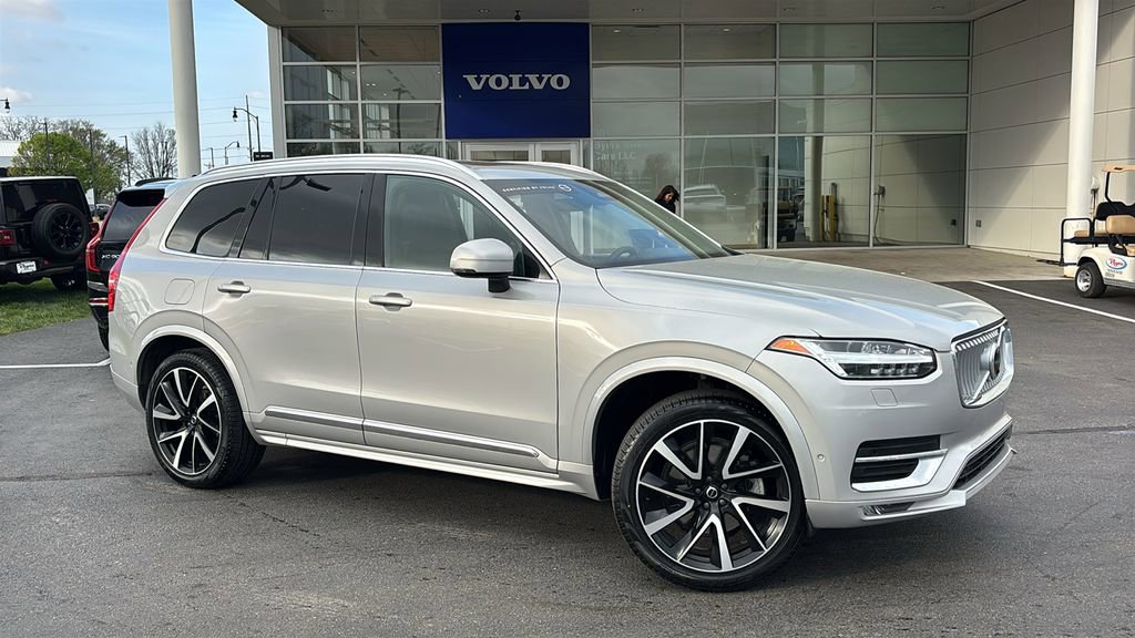 2023 Volvo Xc90 B6 Plus