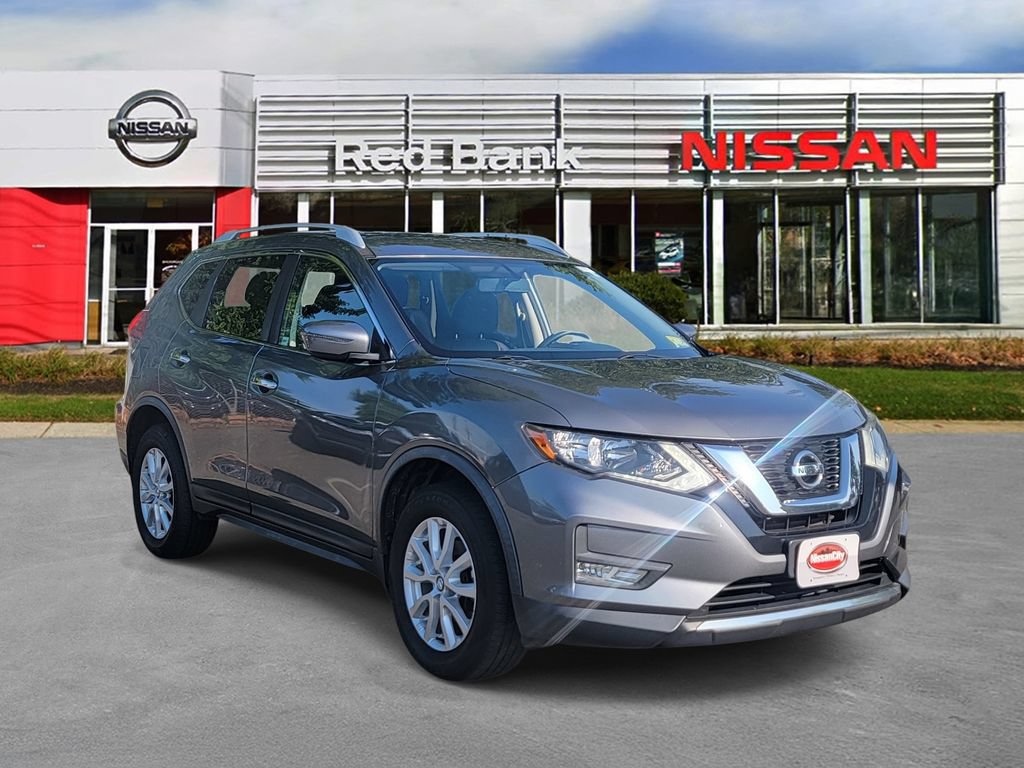 Used 2017 Nissan Rogue SV