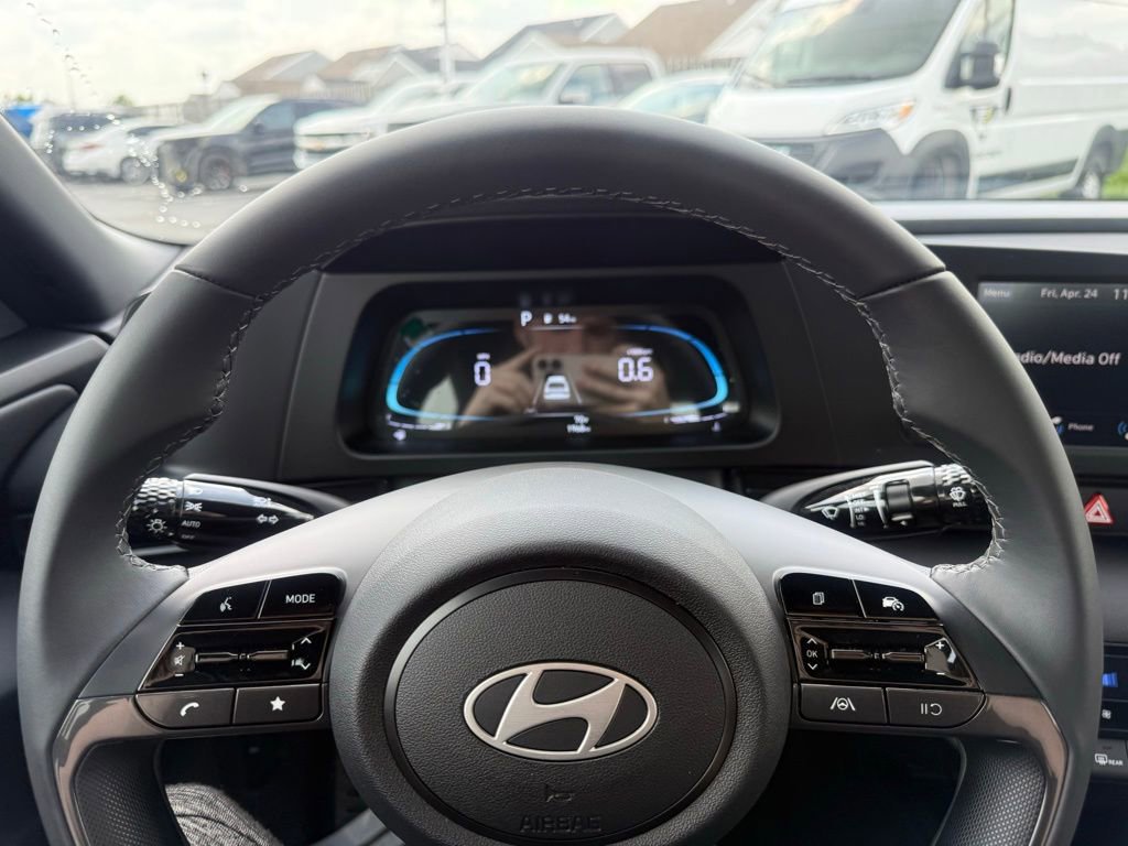 2025 Hyundai Elantra Sport