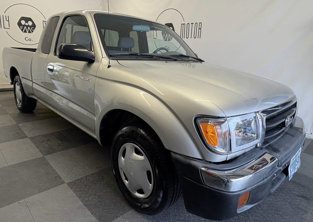 2000 Toyota Tacoma Extended Cab for Sale in Moonachie, NJ, image size:1280x908