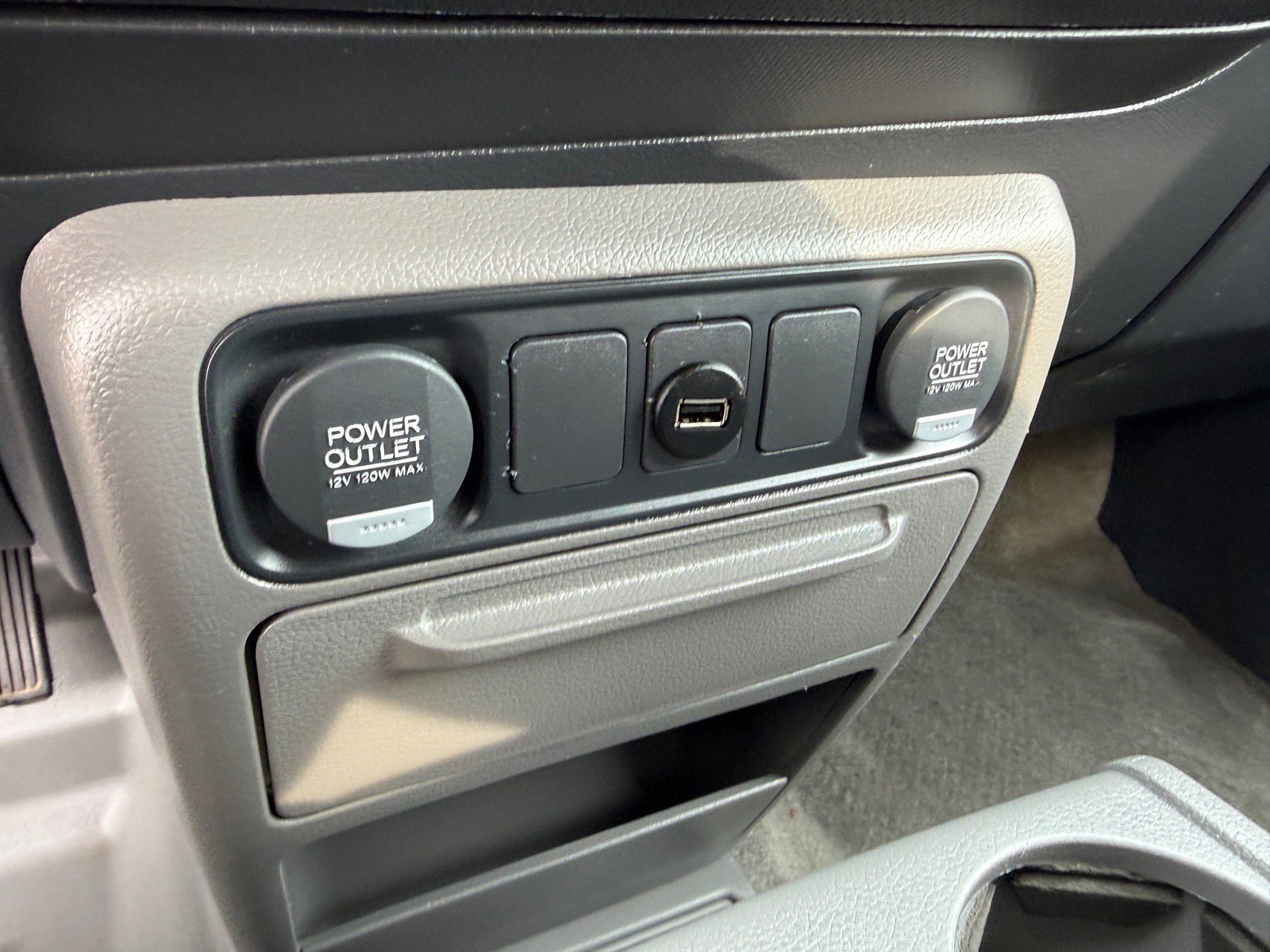 2013 Honda Ridgeline RTS