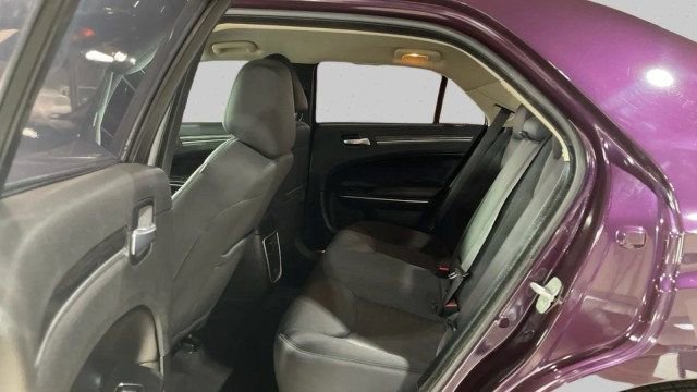 2021 Chrysler 300 Touring