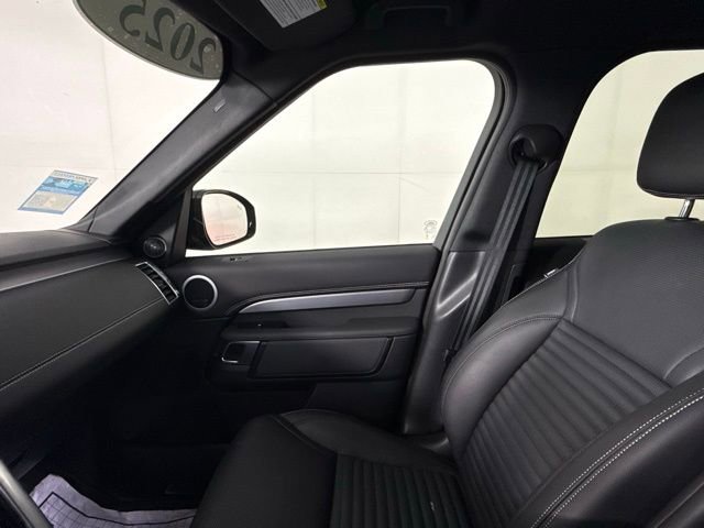 2025 Land Rover Discovery Dynamic SE