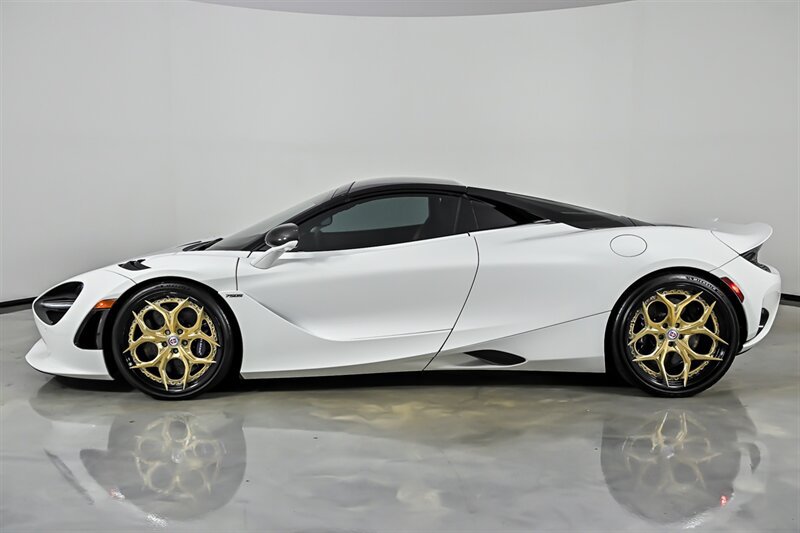 Used 2025 McLaren 750S Spider photo 37