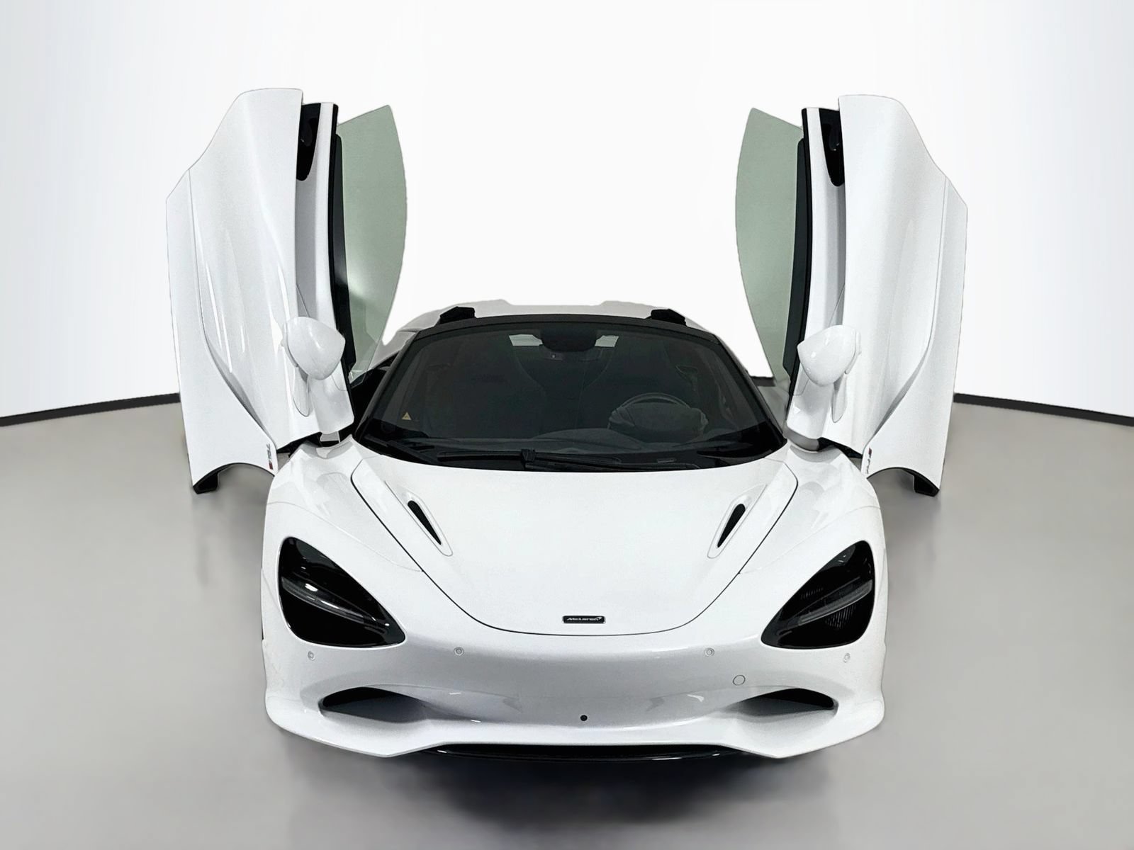 Used 2024 McLaren 750S Spider 2