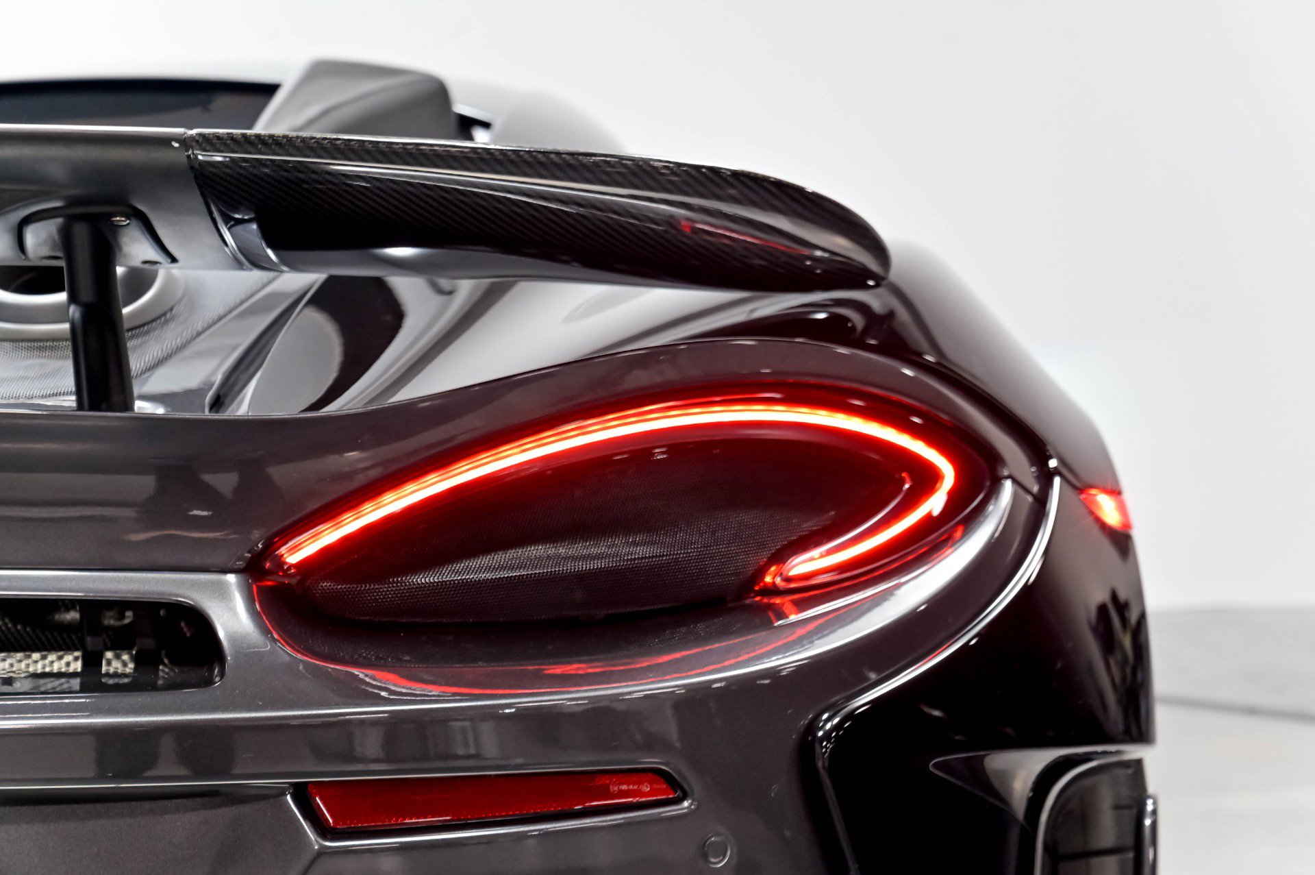 Used 2019 McLaren 600LT photo 43