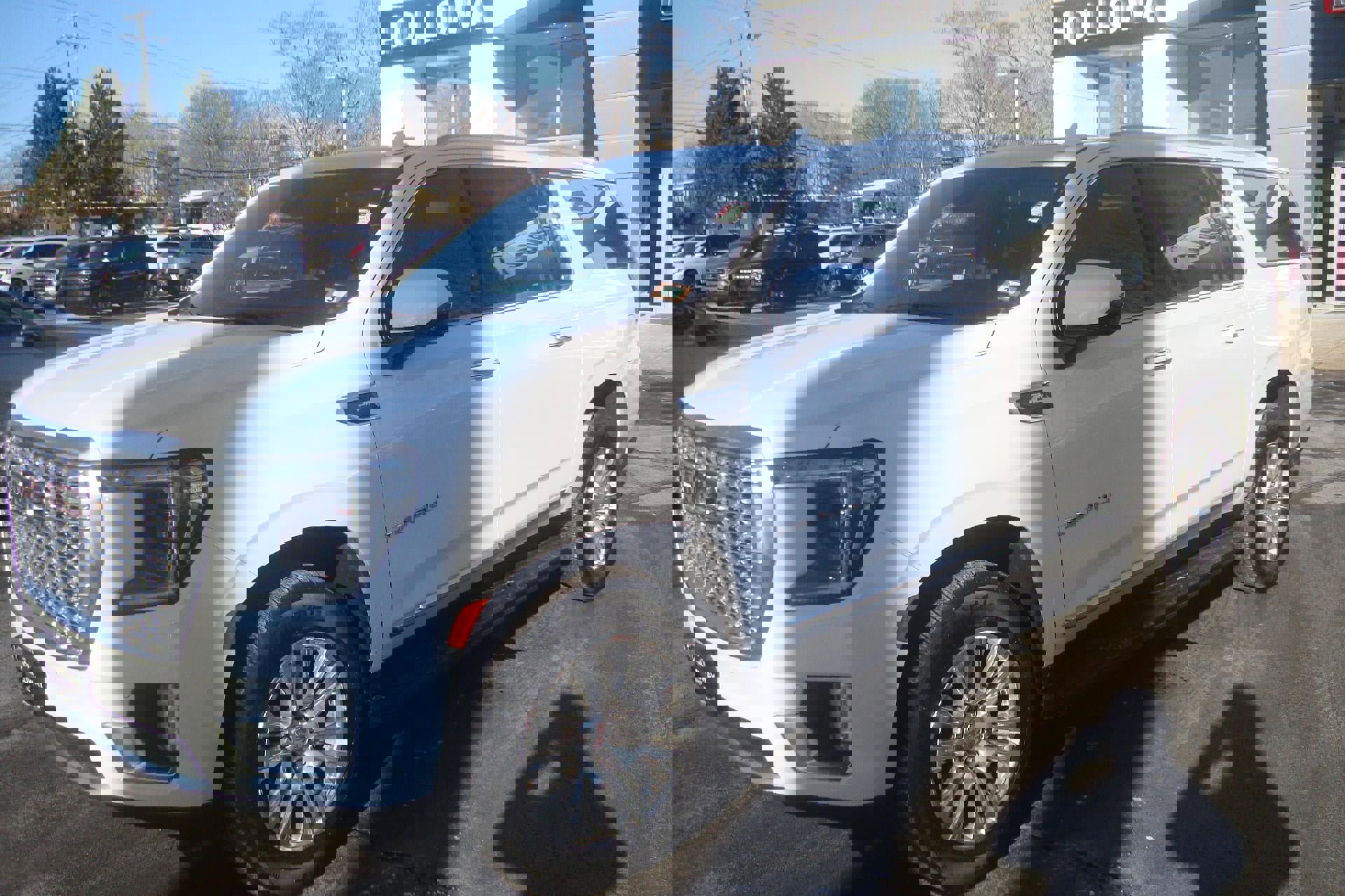 Used 2024 GMC Yukon XL Denali w/ LPO, Floor Liner Package