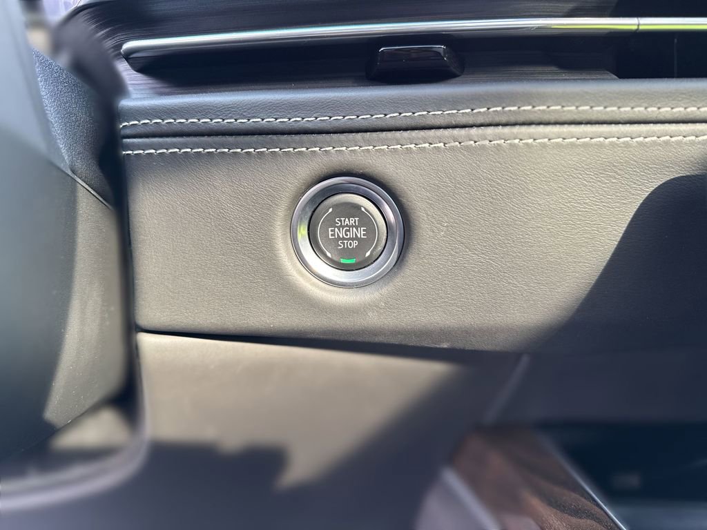 2025 Cadillac Escalade Premium Luxury Platinum