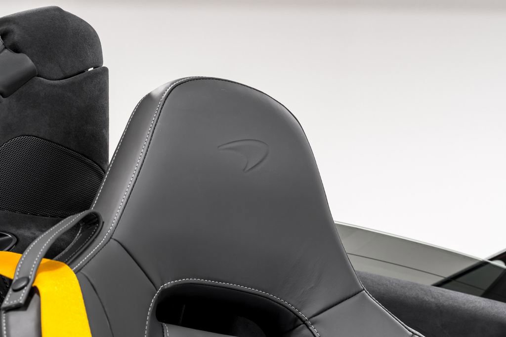 Used 2022 McLaren 720S Spider photo 29