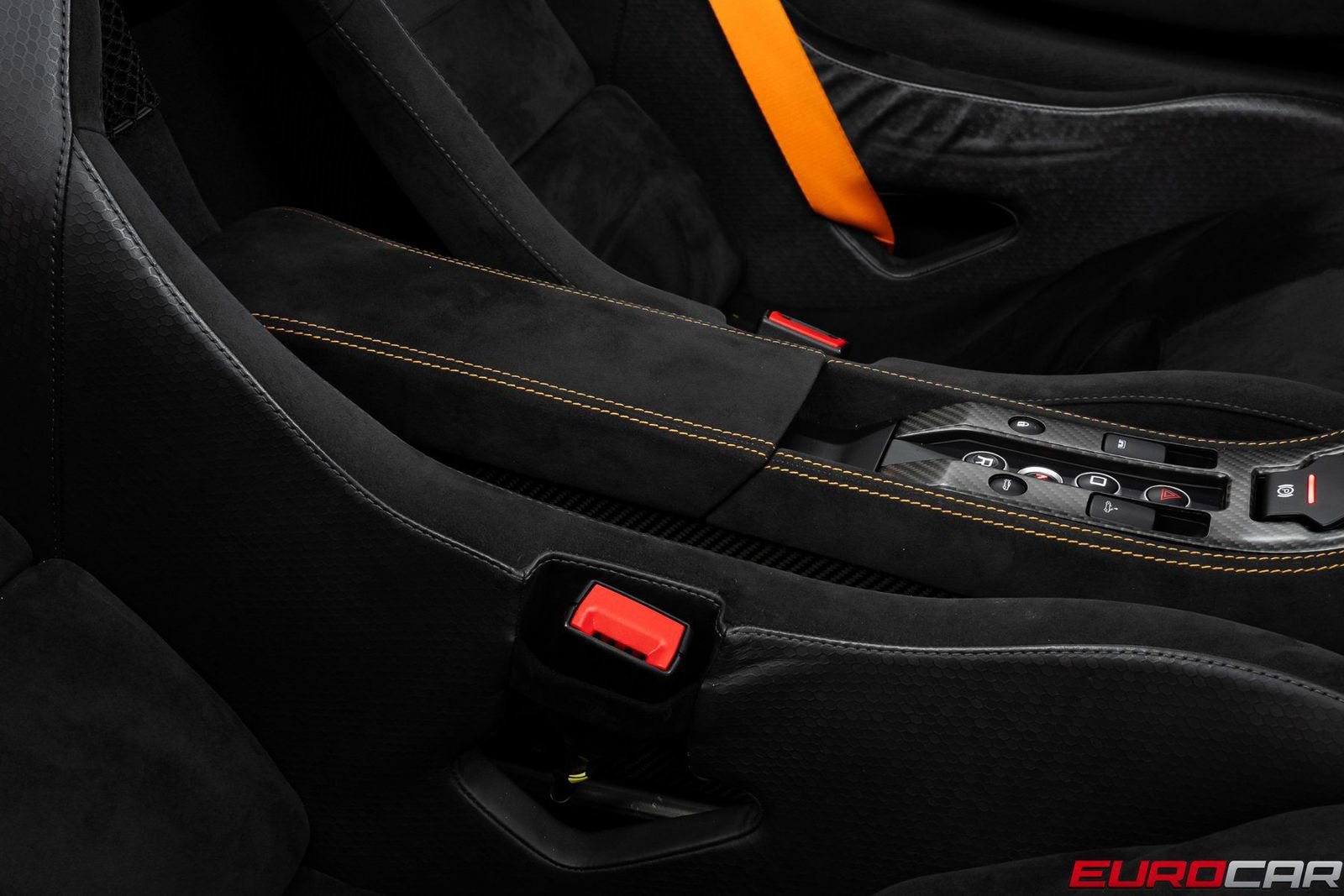 Used 2016 McLaren 675LT Spider photo 41