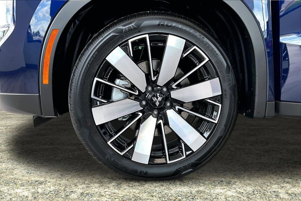 2026 Mitsubishi Outlander FWD