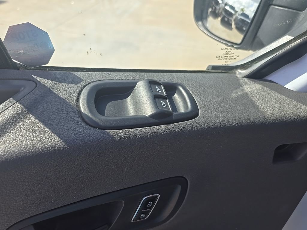 2023 Ford Transit 250 Medium Roof