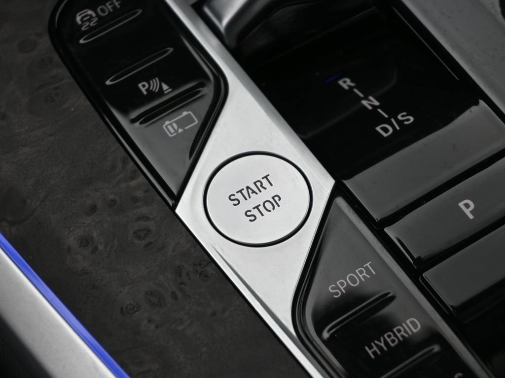 2025 BMW X5 xDrive50e