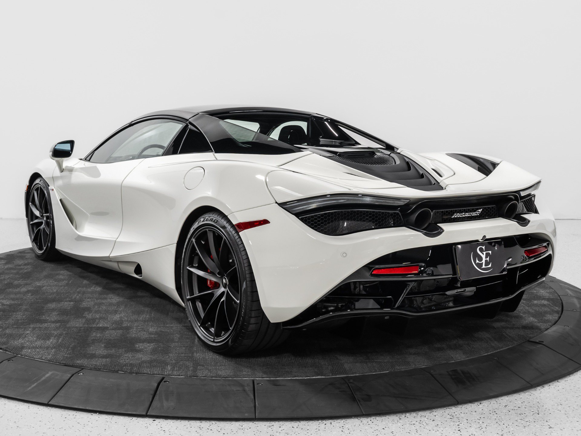 Used 2021 McLaren 720S Performance photo 20