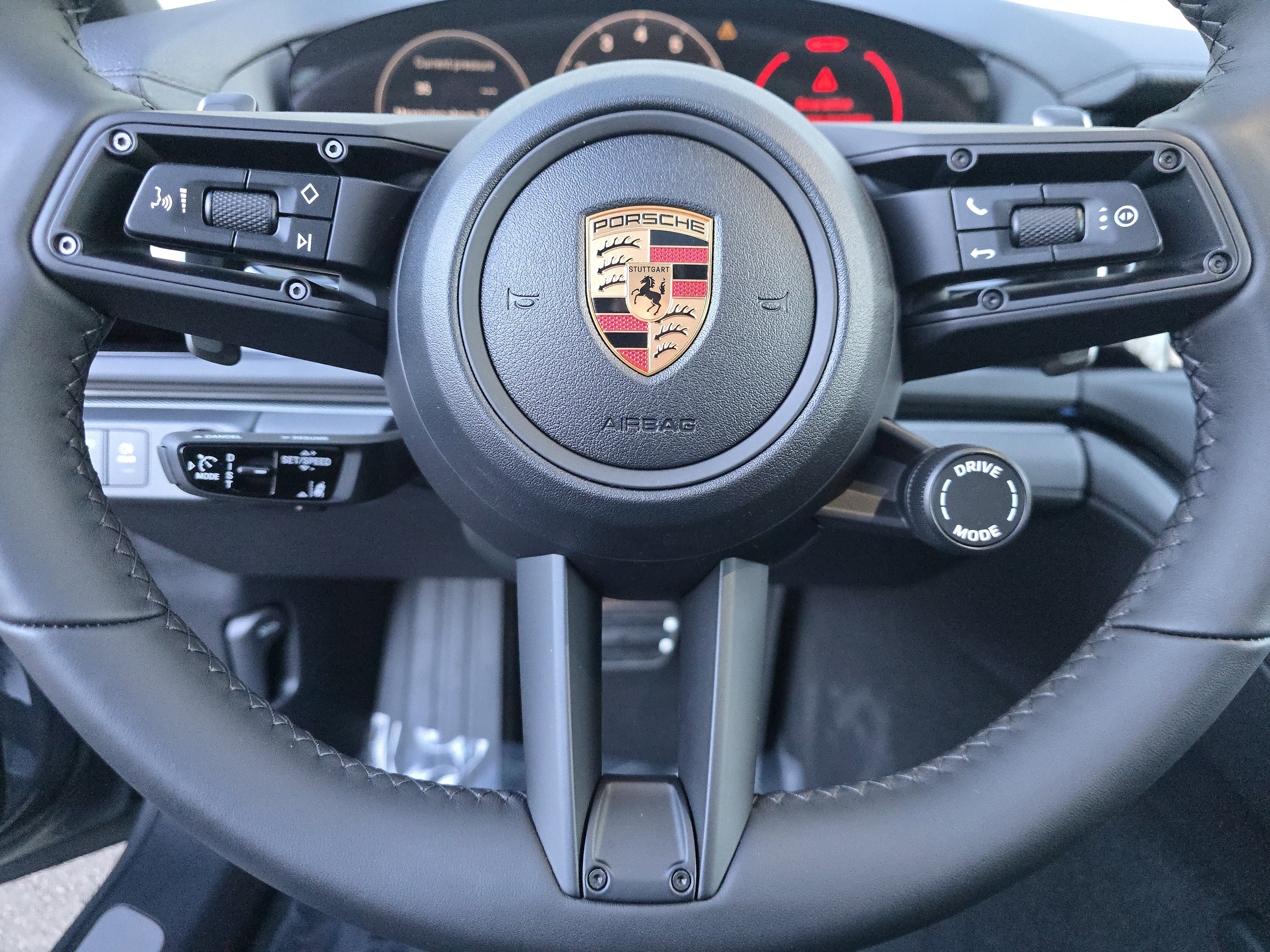 2026 Porsche Panamera 4