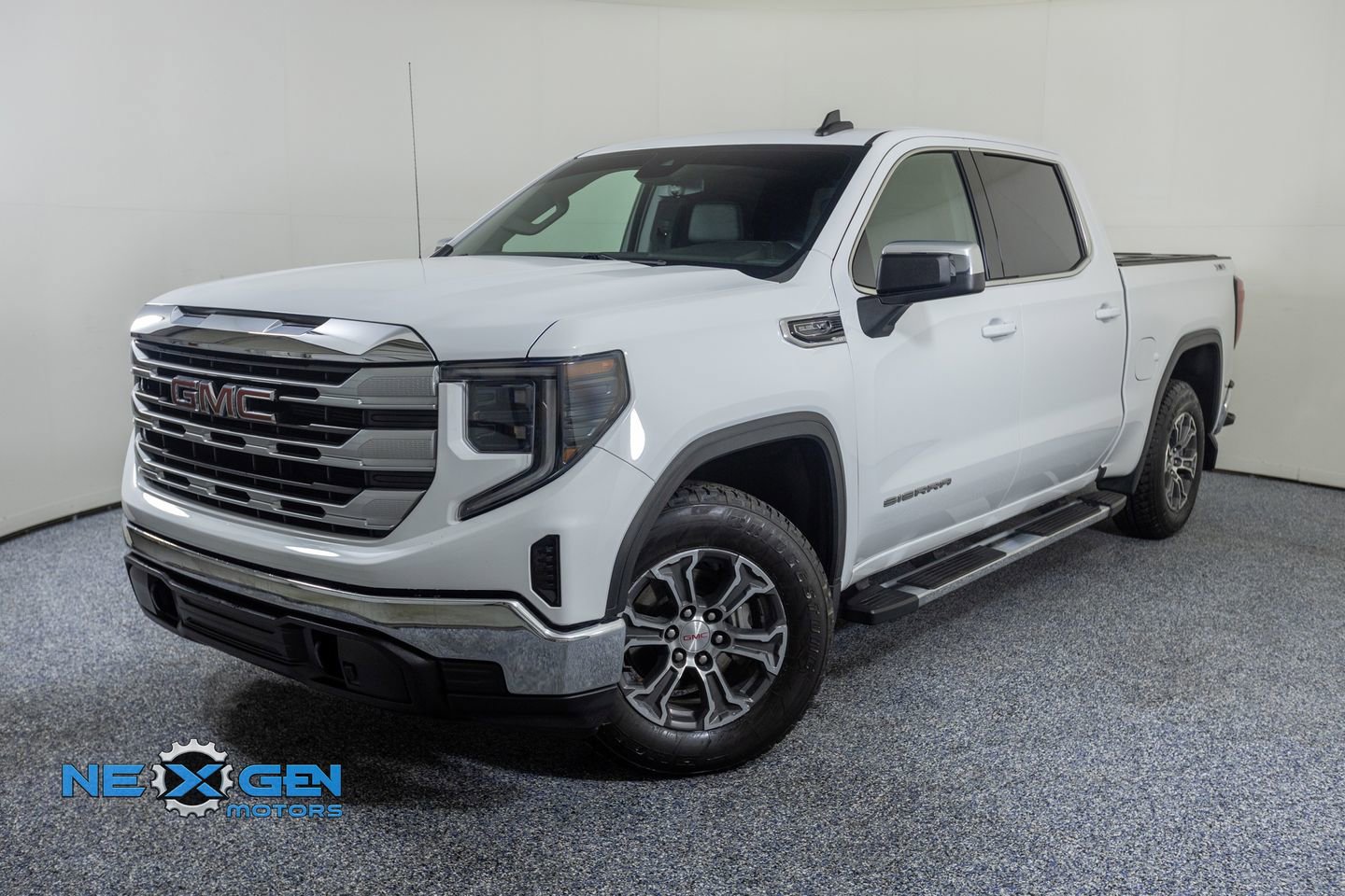 2023 GMC Sierra 1500 SLE