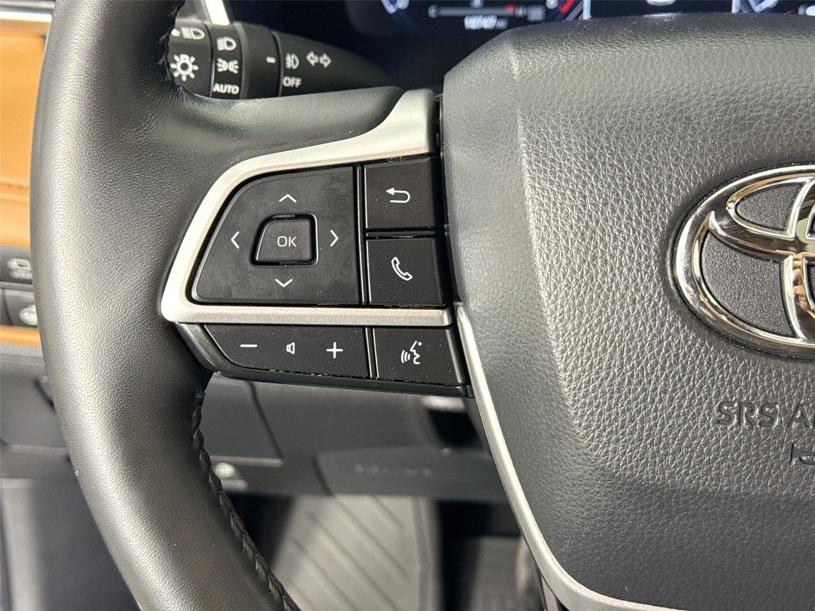 2024 Toyota Highlander Platinum