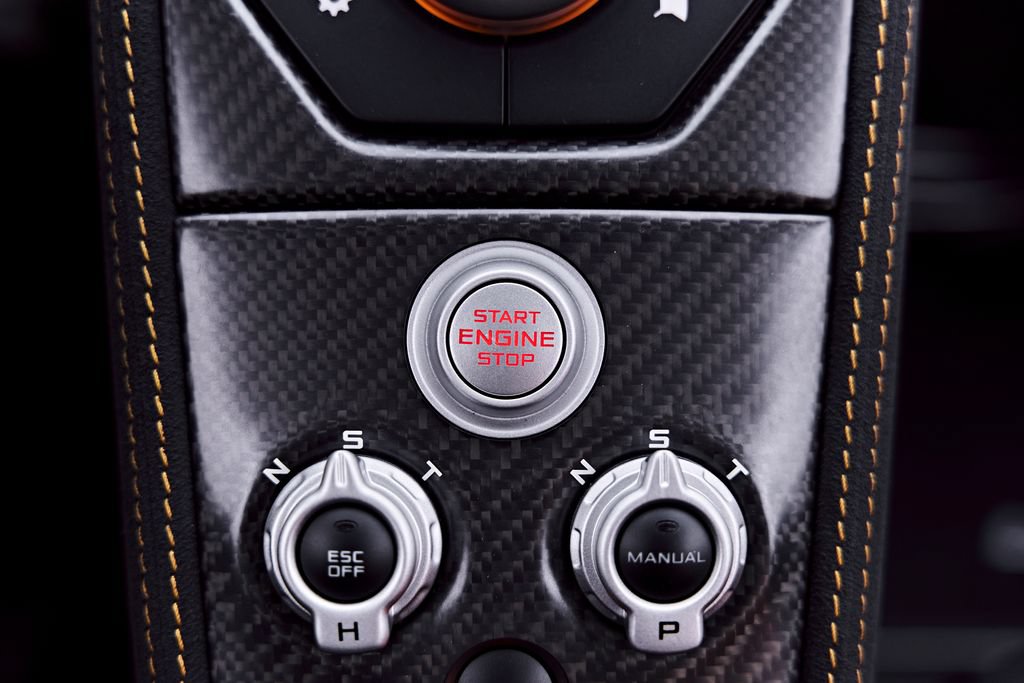 Used 2016 McLaren 675LT Coupe photo 96